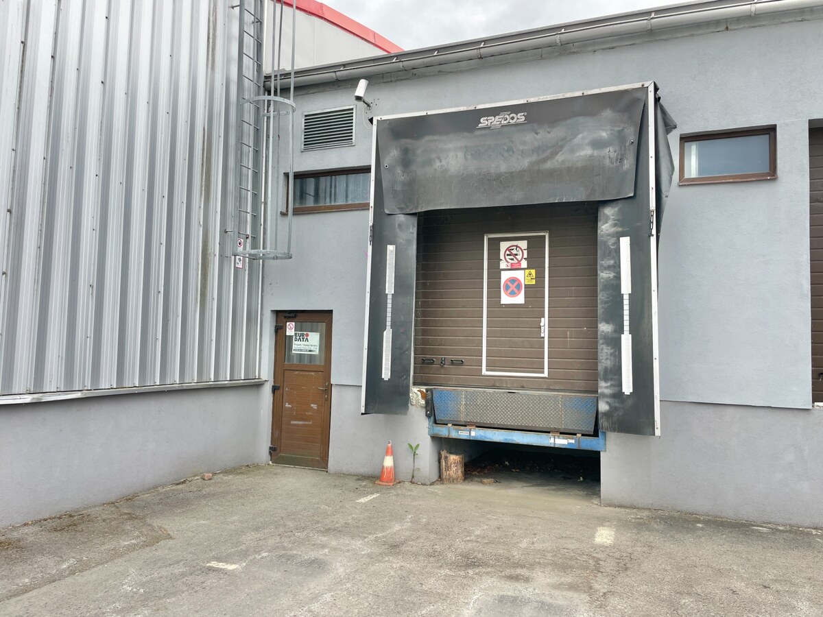 Prenájom skladového objektu 1058 m²– Žilina, Areál Závodie — foto 9