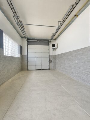 Prenájom haly 250m2 Kysucké Nové mesto — foto 3