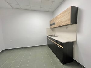 Na prenájom kancelárske priestory 127m2  v priemyselnom areáli — foto 2