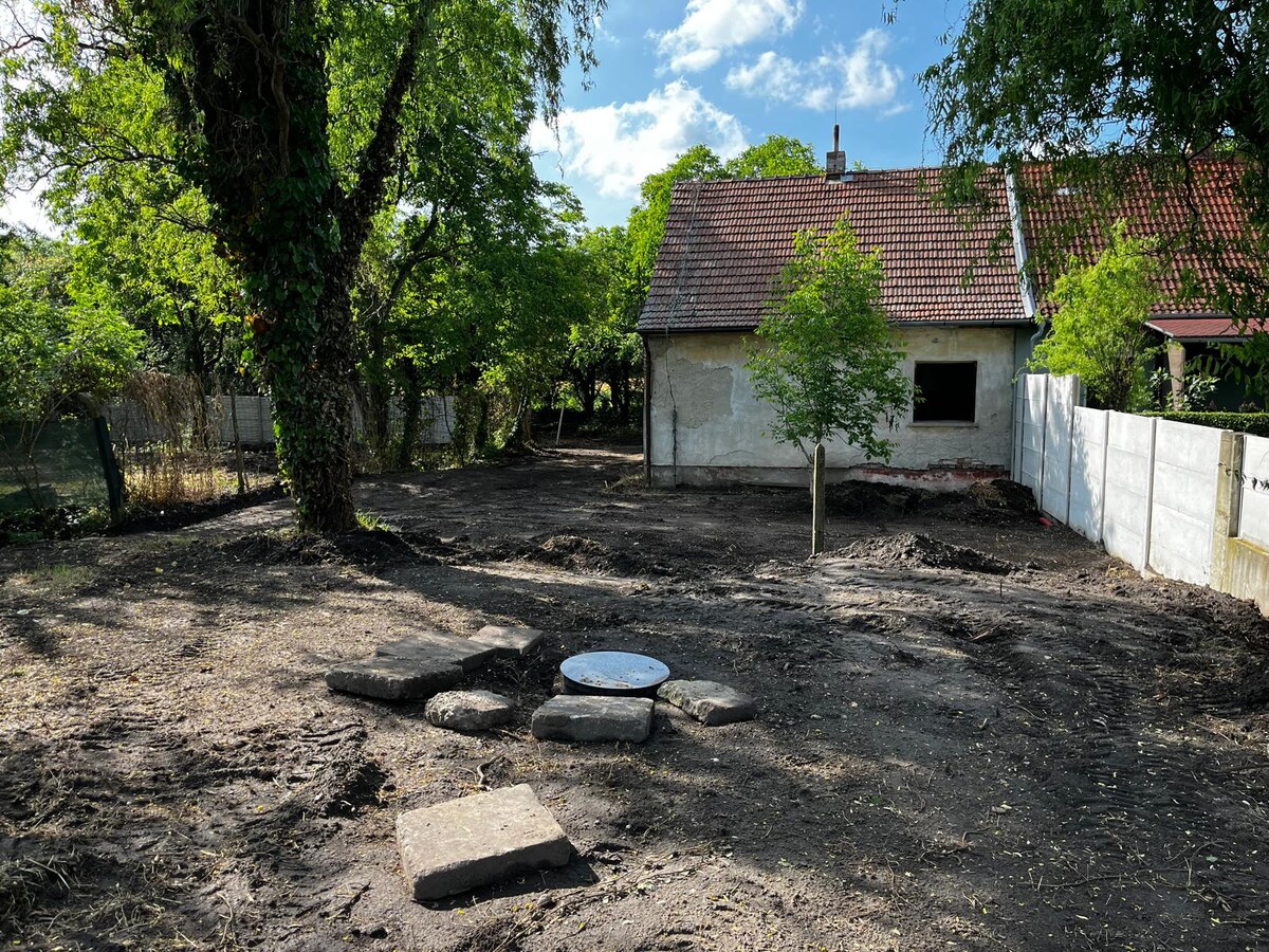 Na predaj pozemok so st. domom Devínska Nová Ves, Okr. Bratislava IV — foto 2