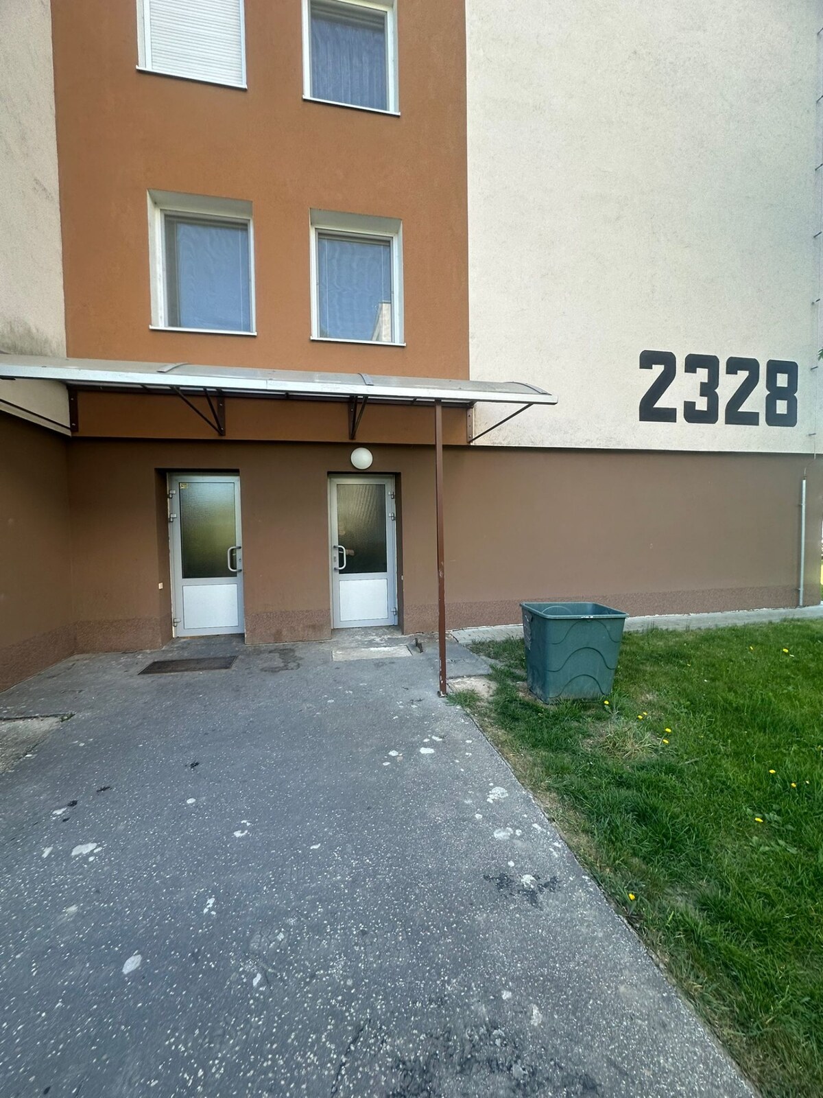 Rezervovaný - Na predaj priestranný 2-izbový byt v Topoľčanoch — foto 3
