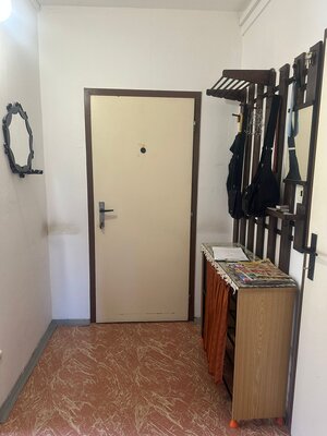 Rezervovaný - Na predaj priestranný 2-izbový byt v Topoľčanoch — foto 8