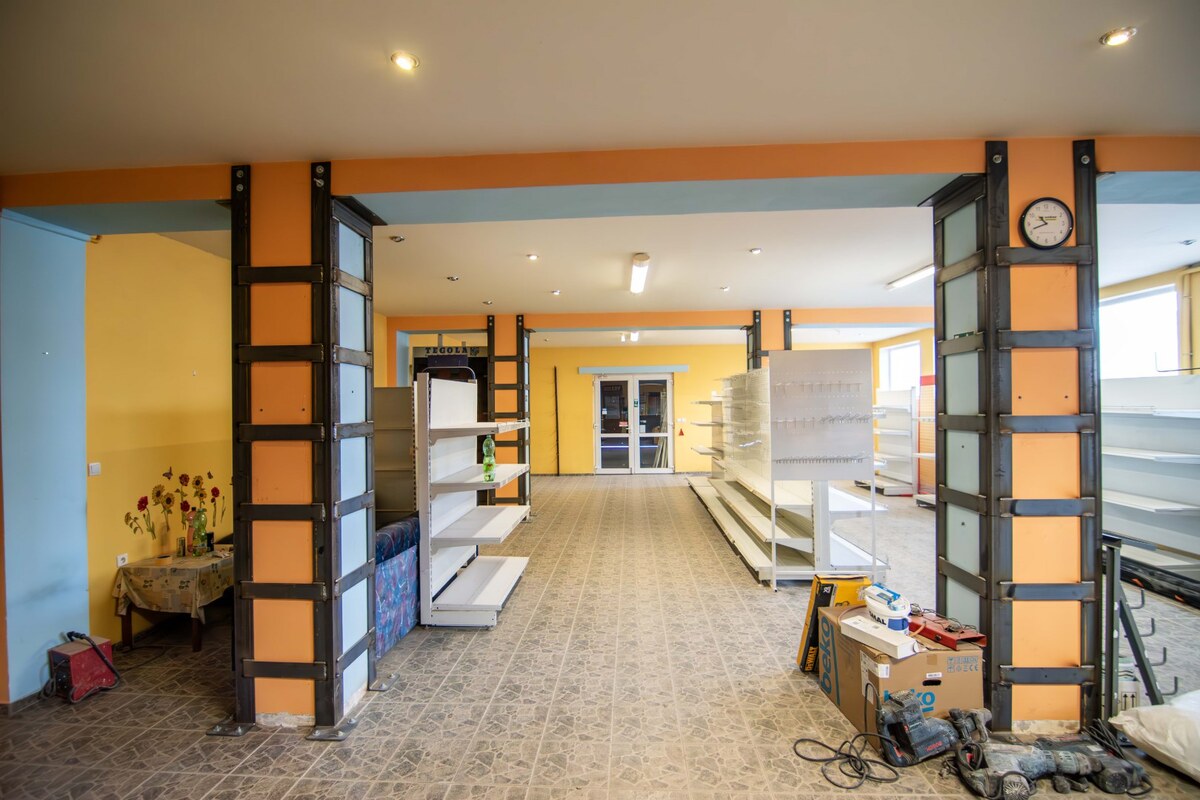 Prenájom haly / obchodno-skladových priestorov – Šenkvice, Nádražná ul — foto 9