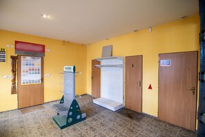 Prenájom haly / obchodno-skladových priestorov – Šenkvice, Nádražná ul — foto 6