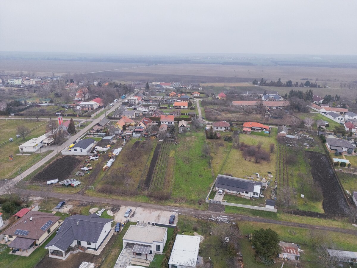 Predaj stavebneho pozemku v obci Velka Dolina — foto 2