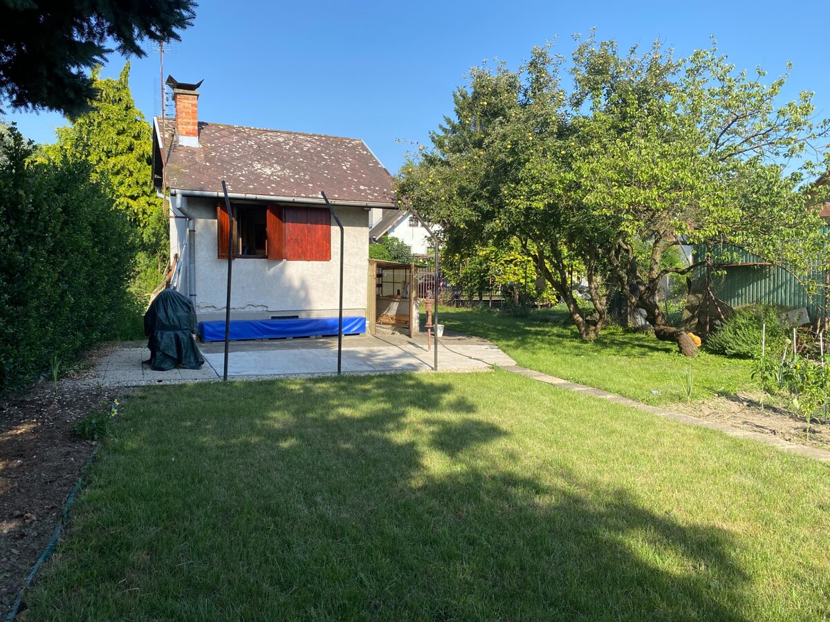 Na predaj: Murovaná záhradná chatka v rekreačnej oblasti Hamuliakovo — foto 4