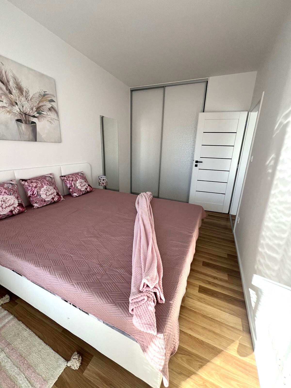 Štýlové bývanie v srdci Ružinova  2i byt v projekte Nikola House — foto 9