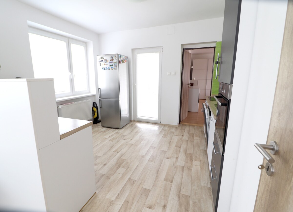 PREDAJ: 5+2 izbový rodinný dom, Dolný Lopašov — foto 5