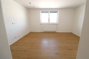 PREDAJ: zrekonštruovaný 4 i rodinný dom, Piešťany — foto 7
