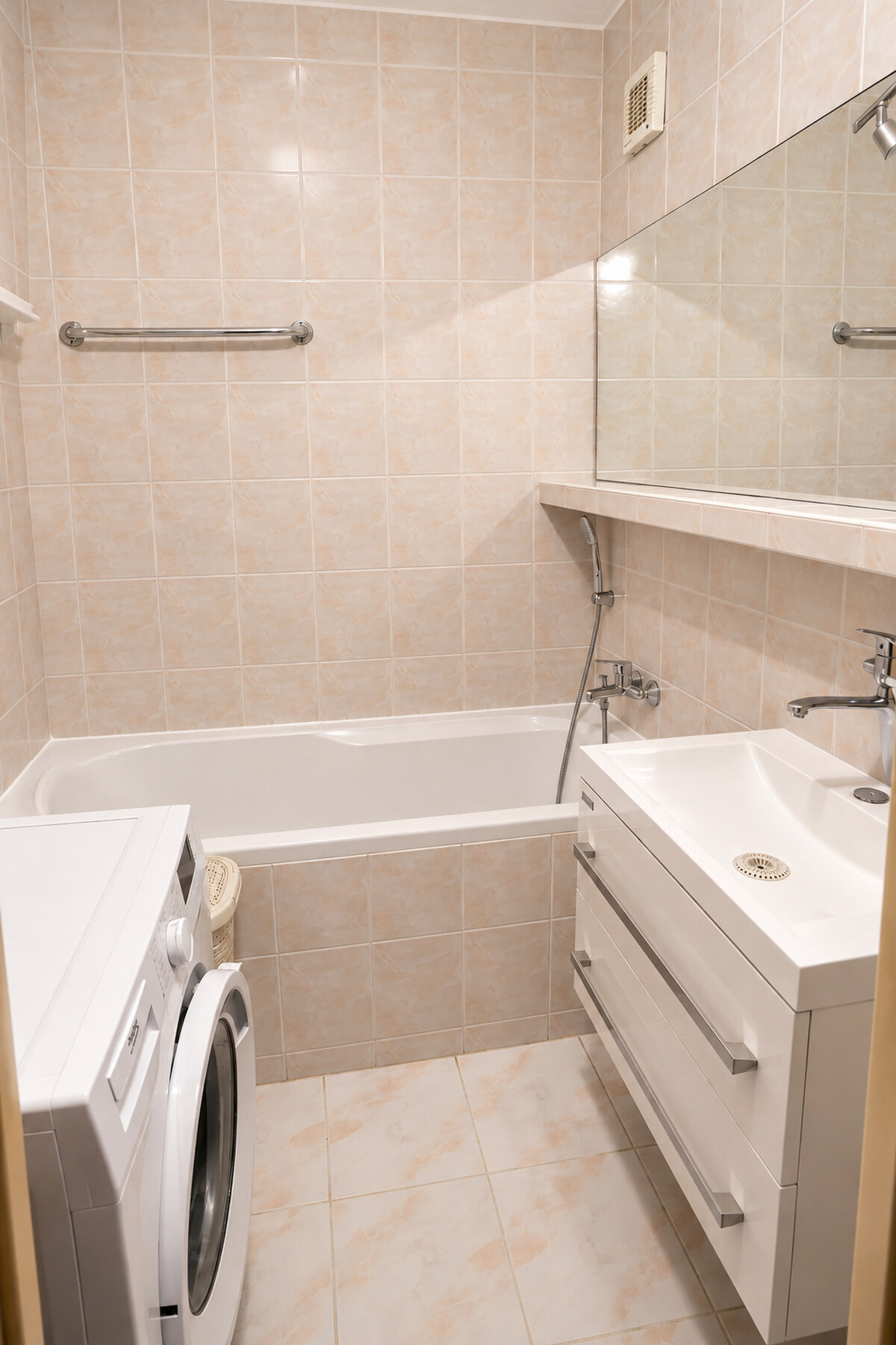 PREDAJ: 3 izbový byt v tichej lokalite JUH, Piešťany — foto 6