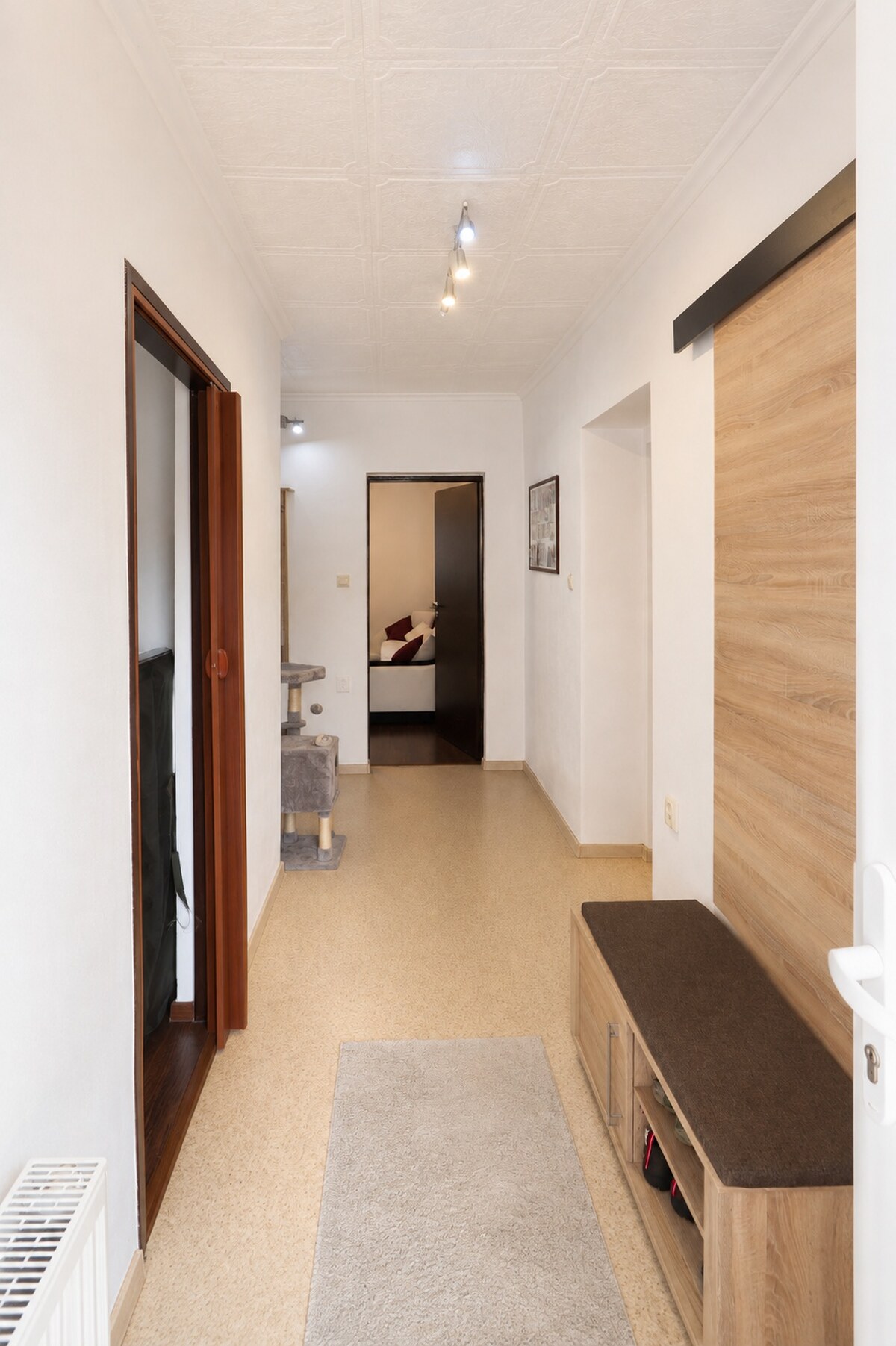 PREDAJ: 4 izbový rodinný dom po rekonštrukcii, staré Piešťany — foto 4