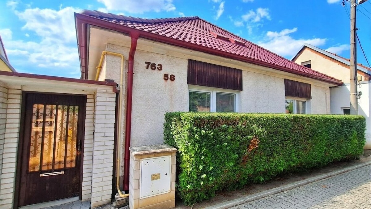 PREDAJ: 4 izbový rodinný dom po rekonštrukcii, staré Piešťany — foto 6