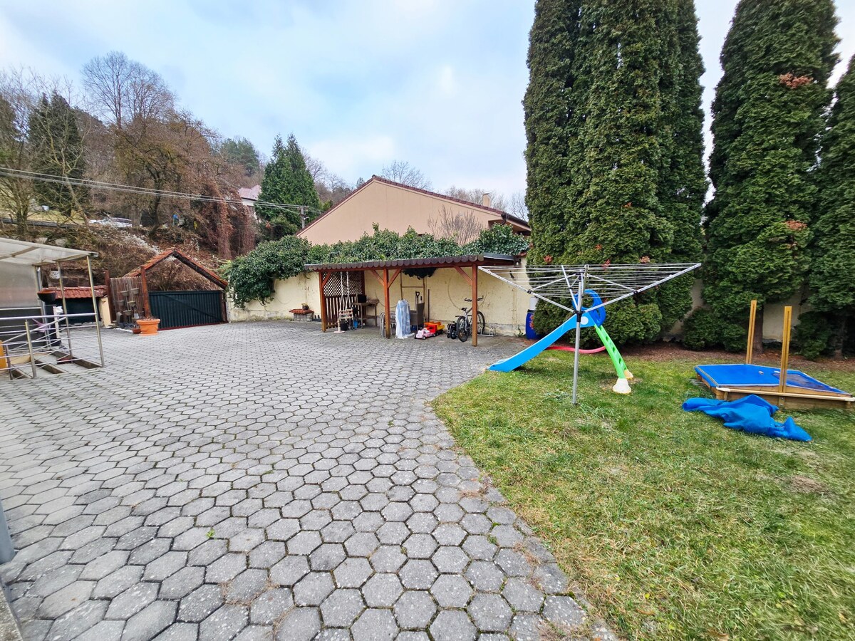 *PRENÁJOM* 1 izbový byt Lesná / Banka — foto 10