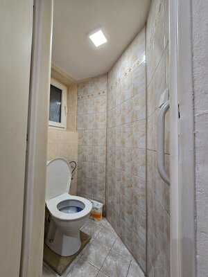 *PRENÁJOM* 1 izbový byt Lesná / Banka — foto 7