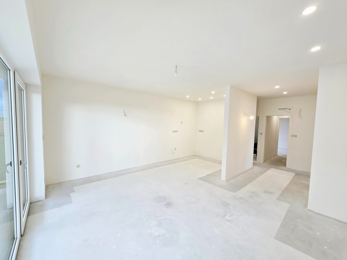 *Opäť aktuálne - MODERNÝ BUNGALOV* v obci Sokolovce — foto 2
