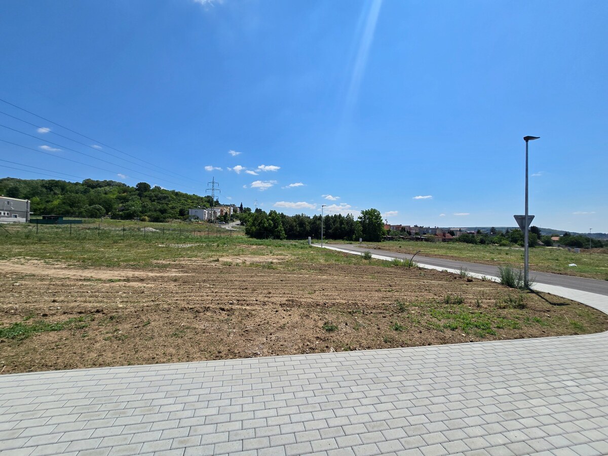 NA PREDAJ stavebný pozemok 669 m², Pánska Niva II, Hlohovec — foto 4