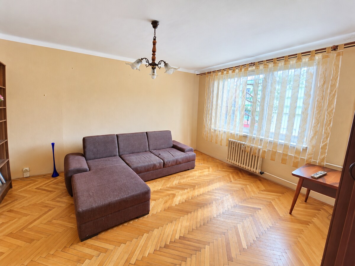 NA PREDAJ 3-IZBOVÝ BYT S LOGGIOU, PIEŠŤANY – LIPOVÁ
