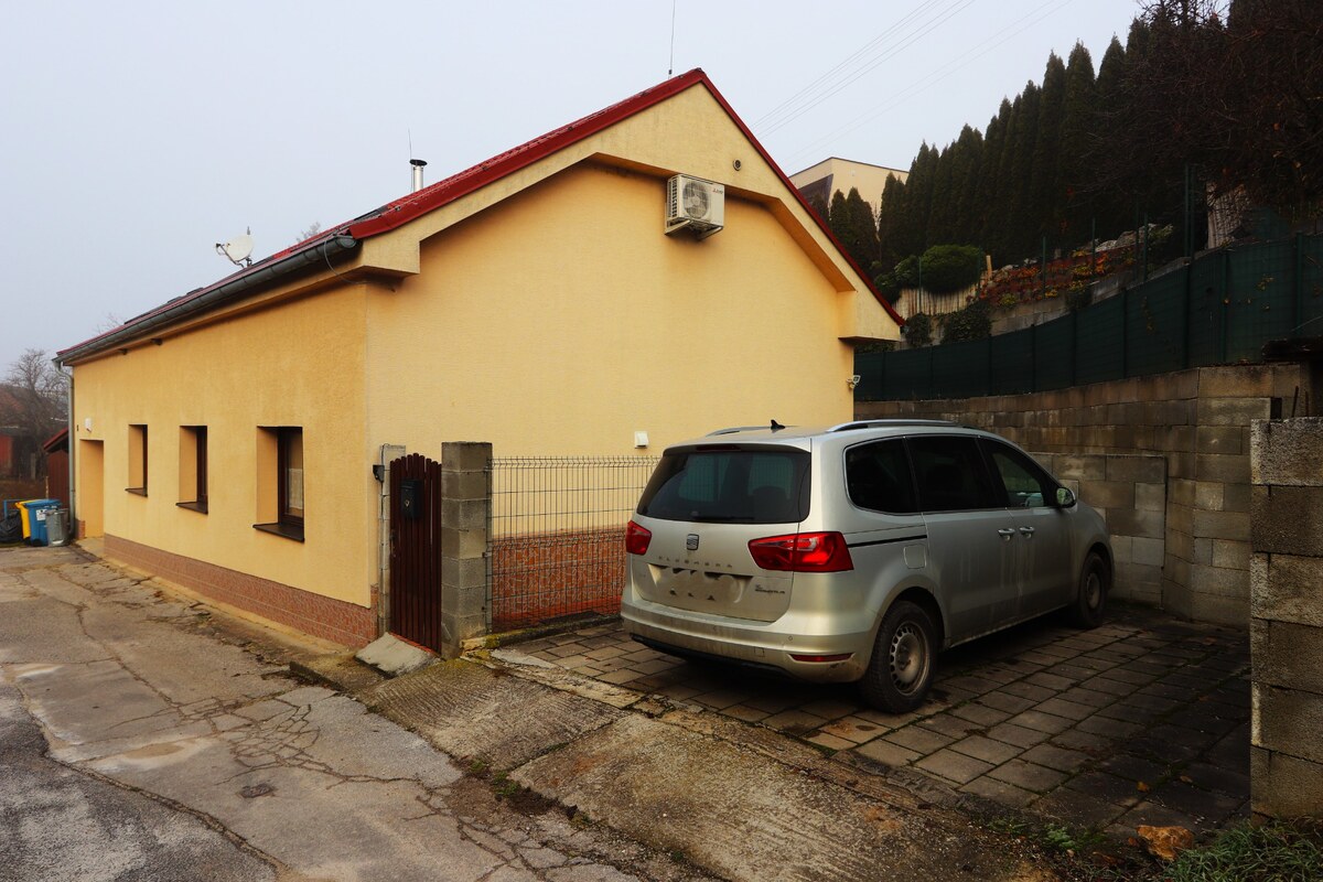 Na prenájom 5iz. Rodinný dom v obci Ratnovce len 4 km od Piešťan — foto 17