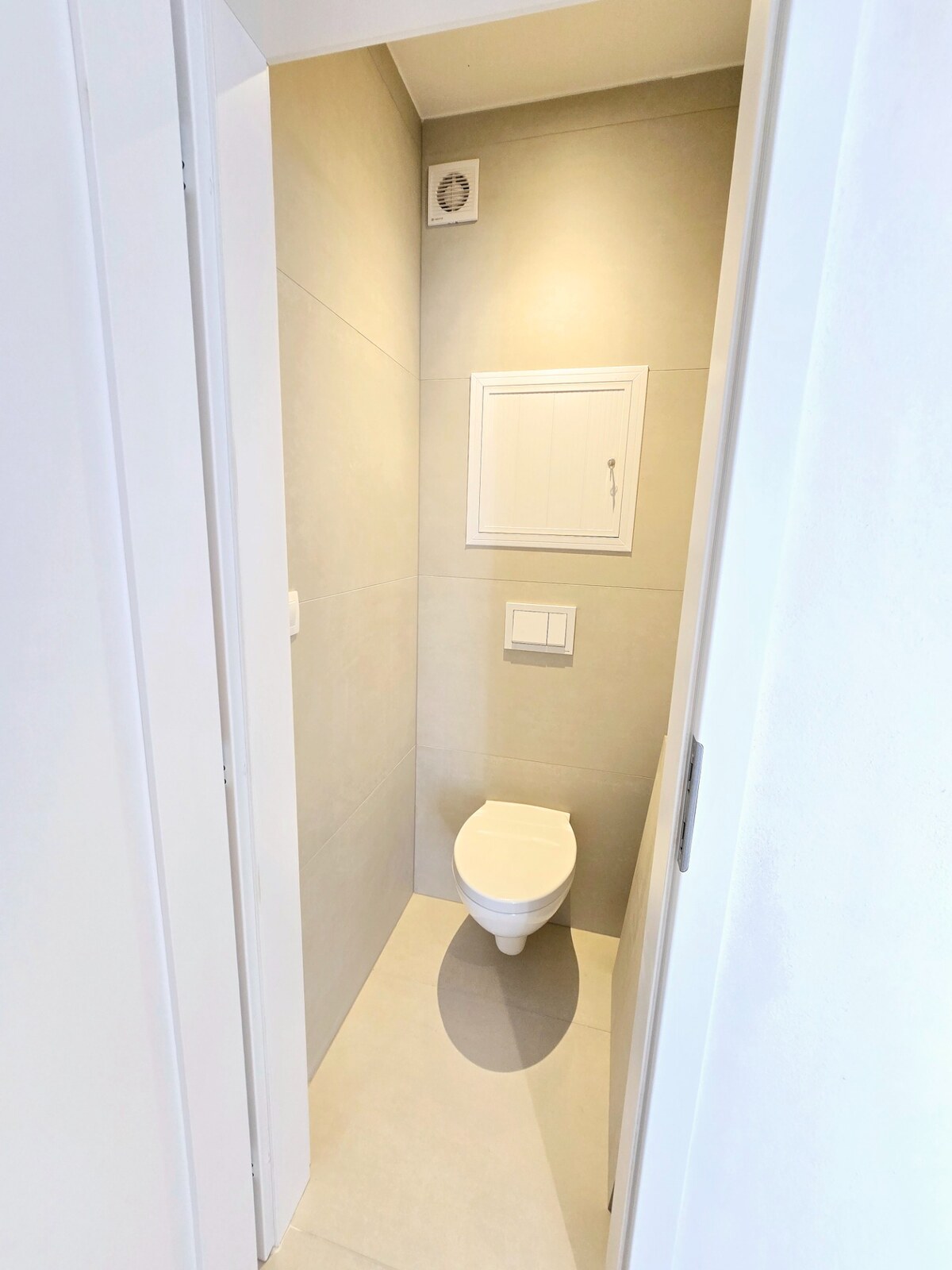 REZERVOVANÉ - 3izbový byt po kompletnej rekonštrukcií- s vizualizáciou — foto 16