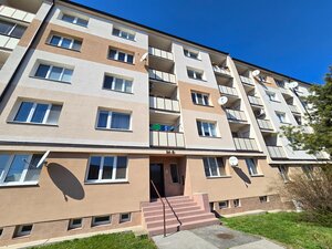 REZERVOVANÉ - 3izbový byt po kompletnej rekonštrukcií- s vizualizáciou — foto 18