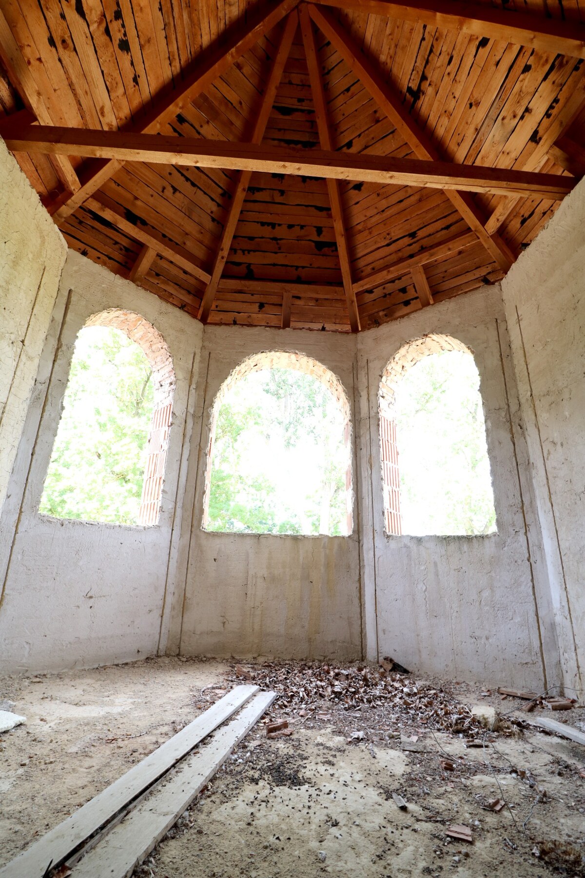 PREDAJ: veľkolepá hrubá stavba, Dolné Trhovište — foto 14