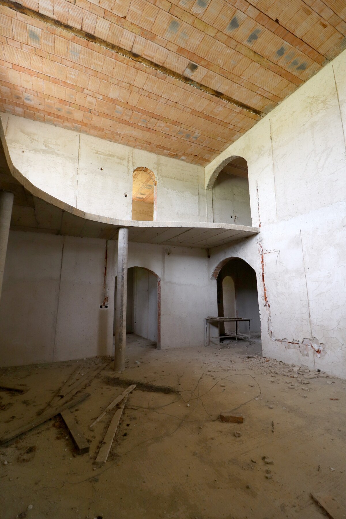PREDAJ: veľkolepá hrubá stavba, Dolné Trhovište — foto 7