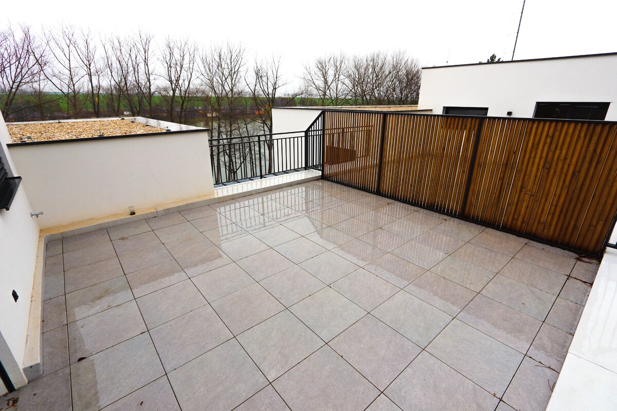 Na predaj 4iz. apartmánový byt vo Vrbovom nad priehradou Čerenec — foto 16