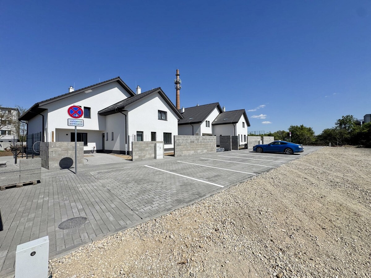 NEW LIVING - posledný 3i byt, 2x parking a pozemok, Záhradná, Vrbové — foto 15