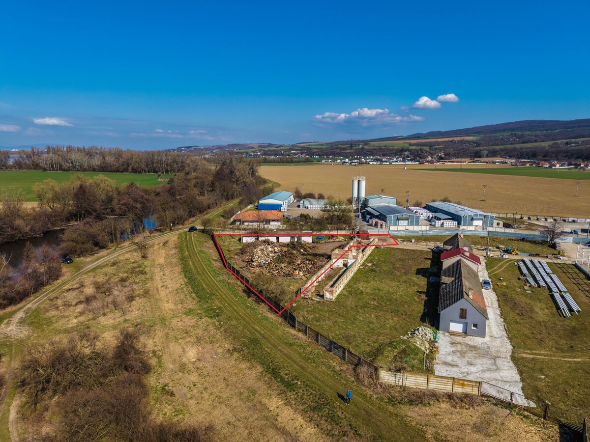 Na predaj komerčný stavebný pozemok v obci Sokolovce — foto 2