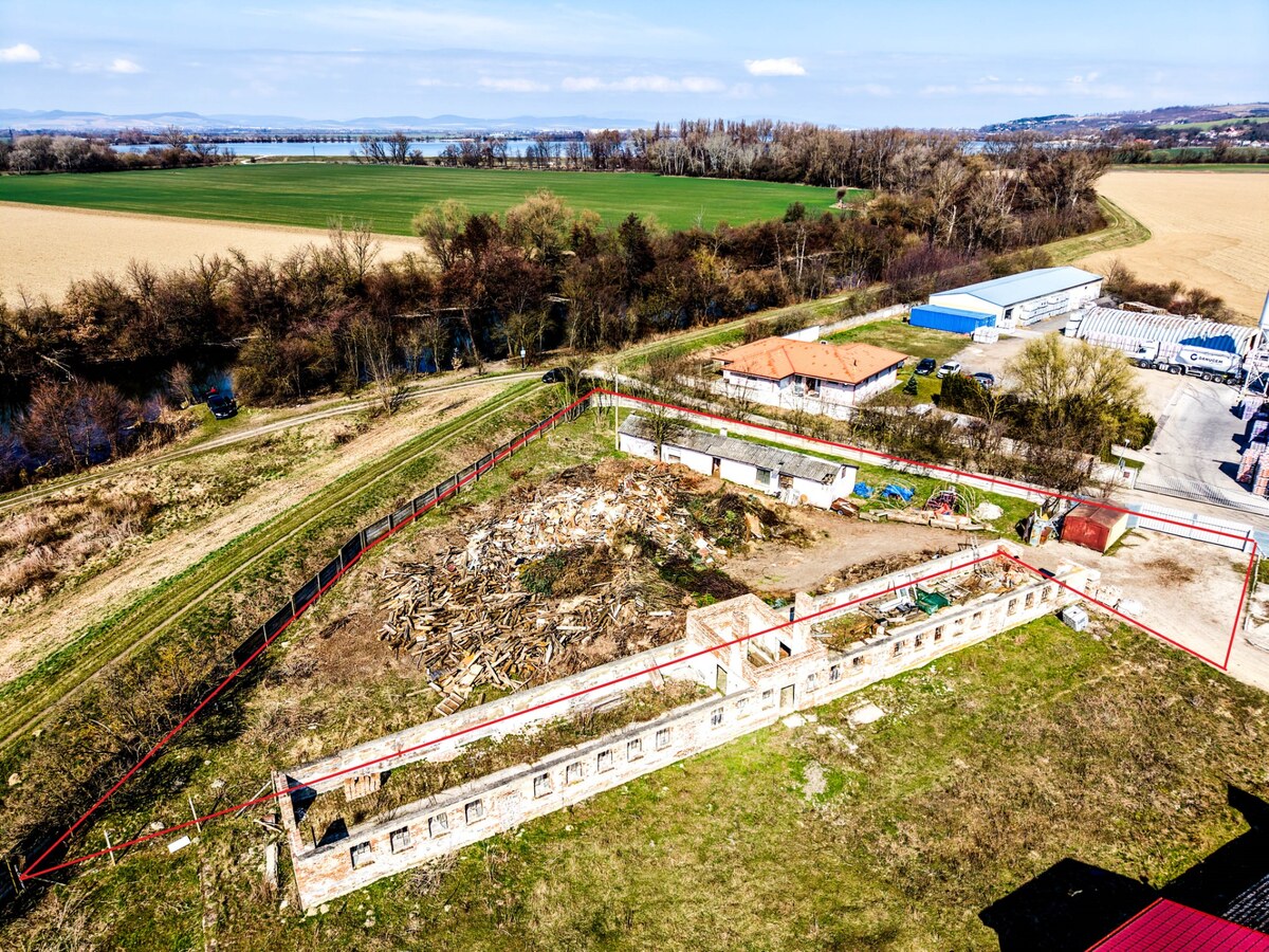 Na predaj komerčný stavebný pozemok v obci Sokolovce — foto 3