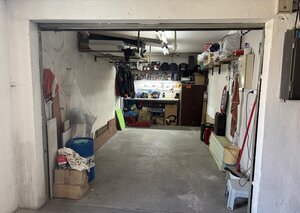 garáž v garážovom dome Lotyšská ul., Podunajské Biskupice — foto 1