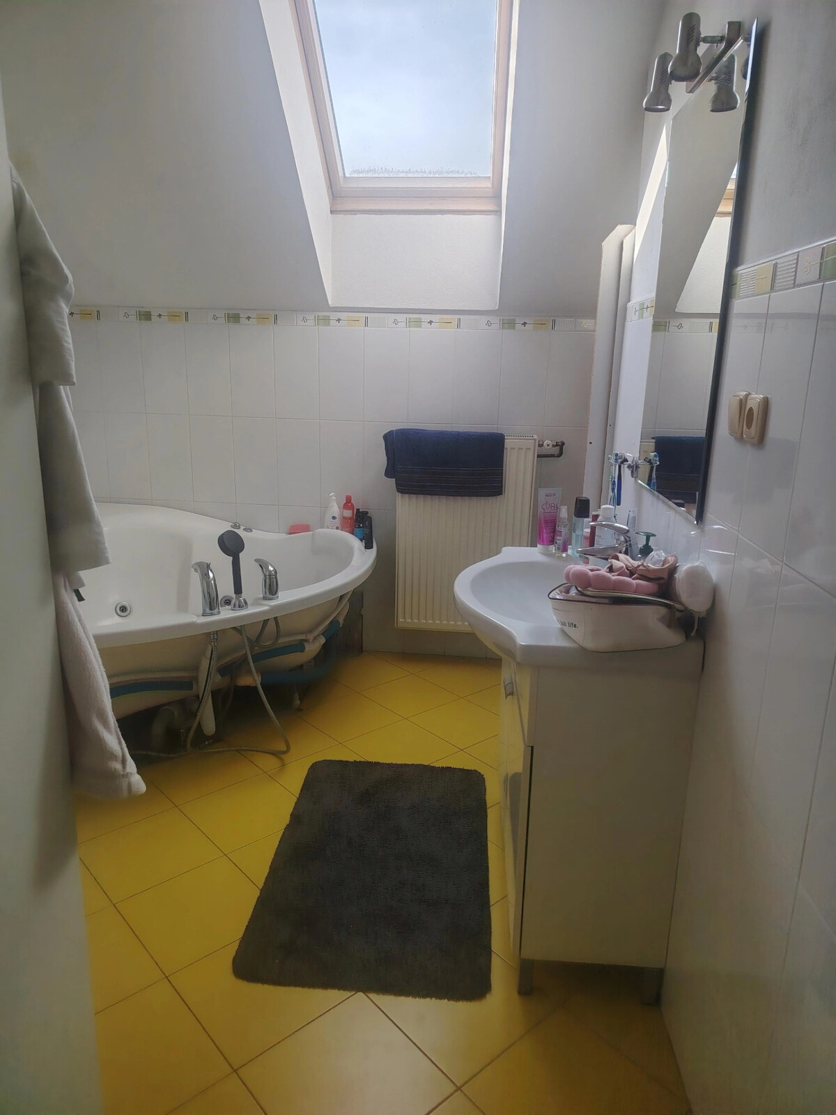 Rodinný dom v Rači, na bývanie aj podnikanie — foto 12
