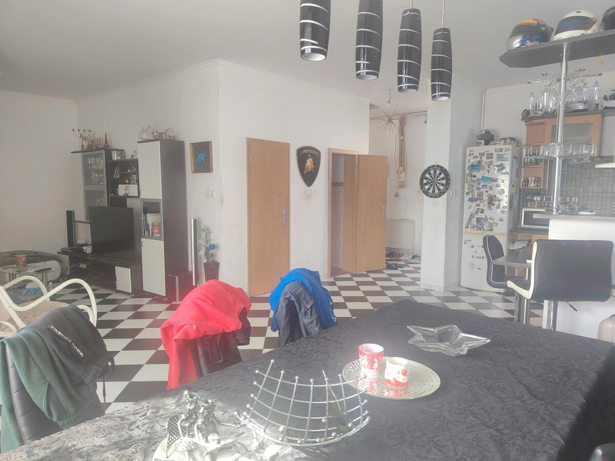 Rodinný dom v Rači, na bývanie aj podnikanie — foto 2