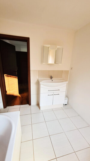 5-izb. dvojpodlažný rodinný dom, Rovinka — foto 16