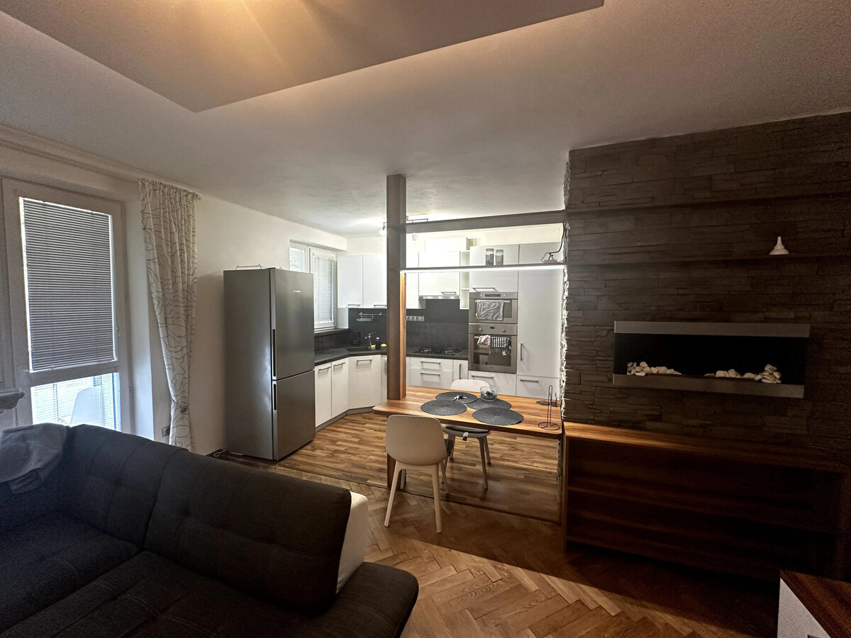 2-izb. byt, Drotárska cesta, Staré Mesto, tehlový dom — foto 4