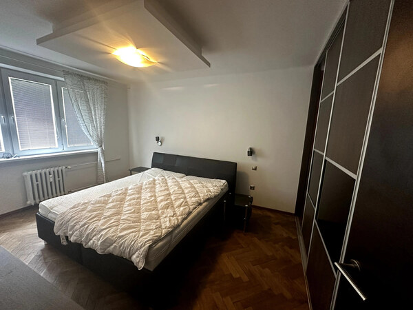2-izb. byt, Drotárska cesta, Staré Mesto, tehlový dom