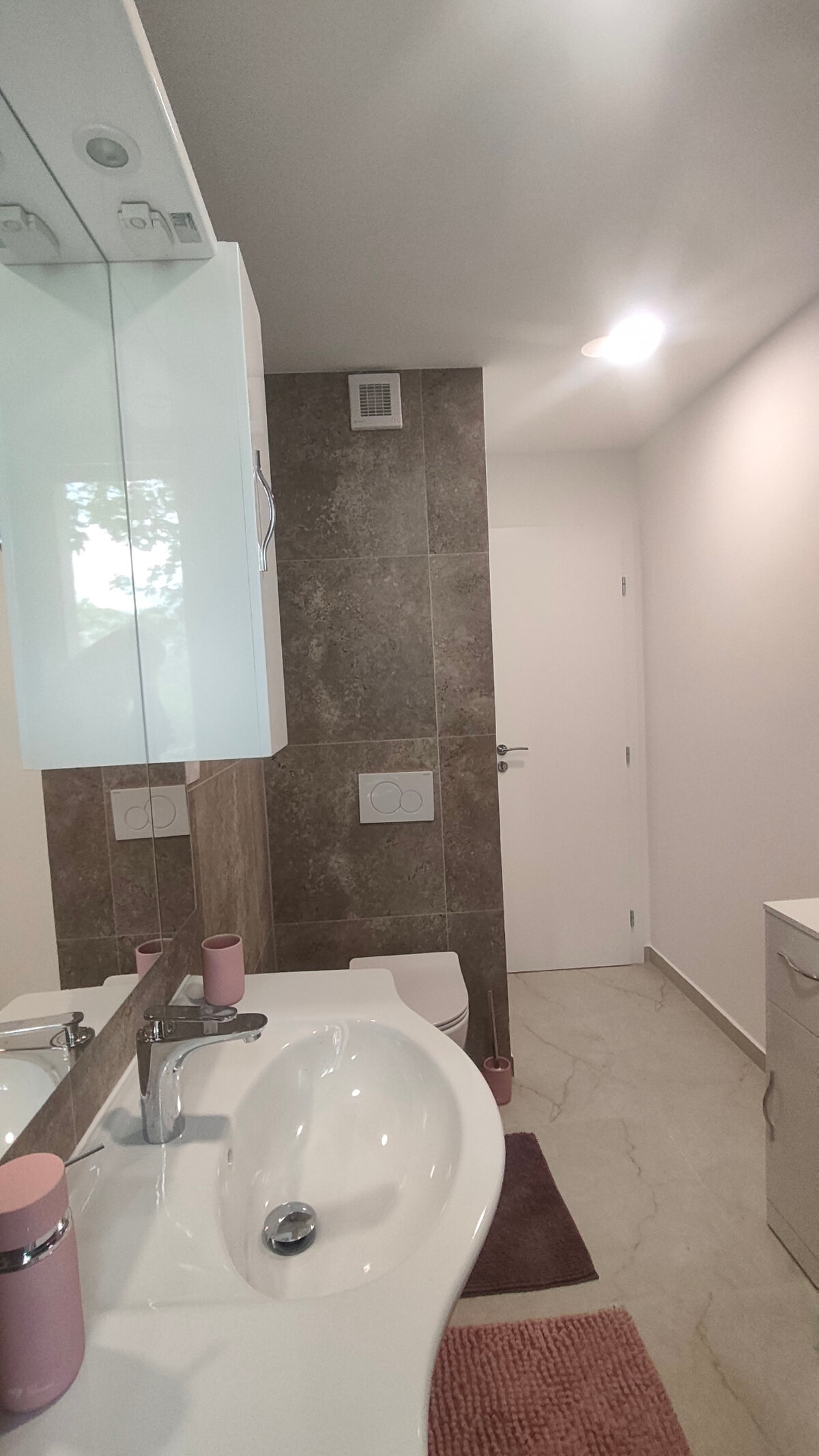 novozrekonštruovaný 4-izb. byt, Exnárova ul., Ružinov - Pošeň — foto 4
