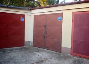 garáž na ul. Uránova, Ružinov - Ostredky — foto 3