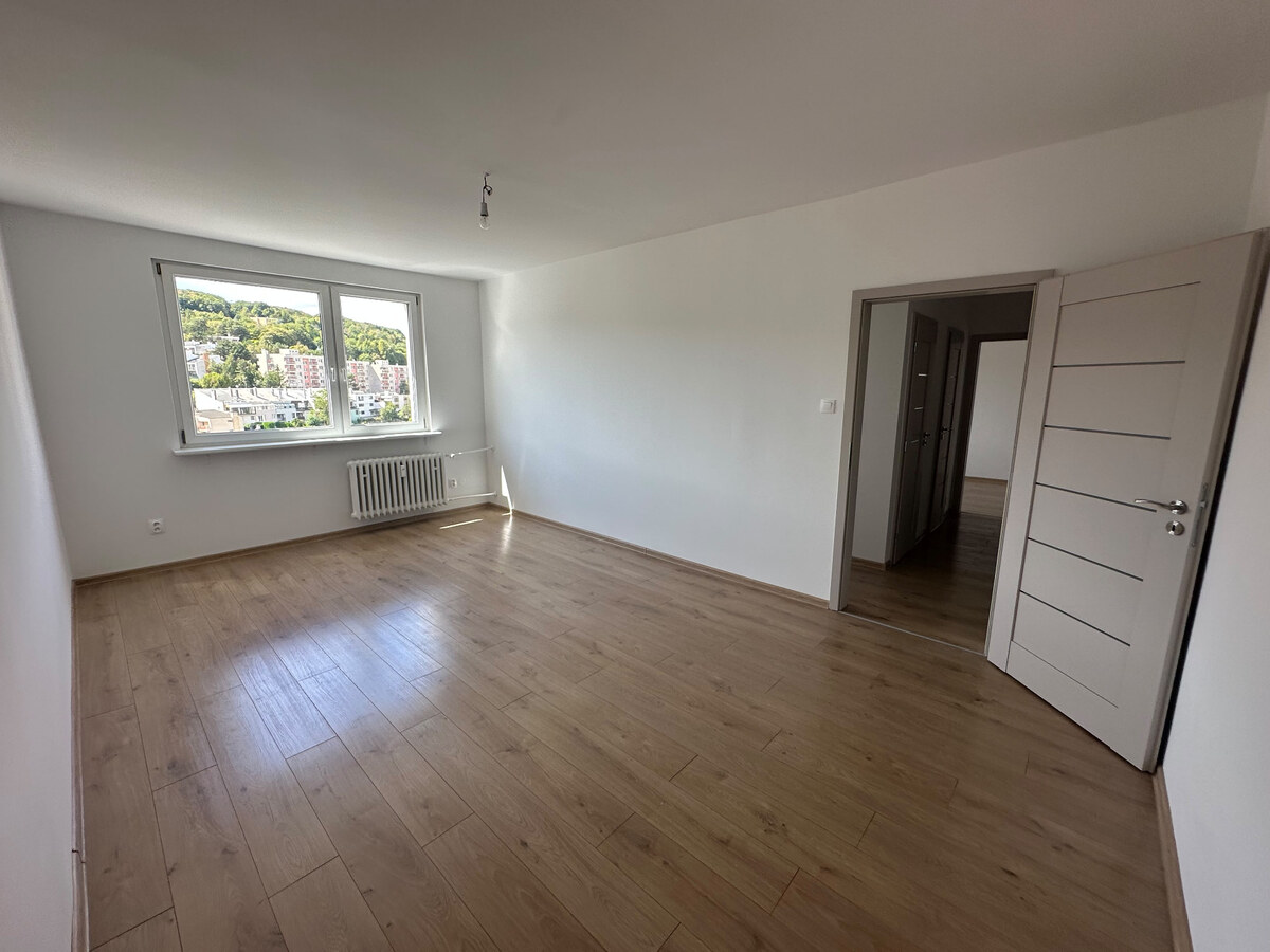 2-izb. byt, Galbavého, Dúbravka, kompletná rekonštrukcia — foto 14