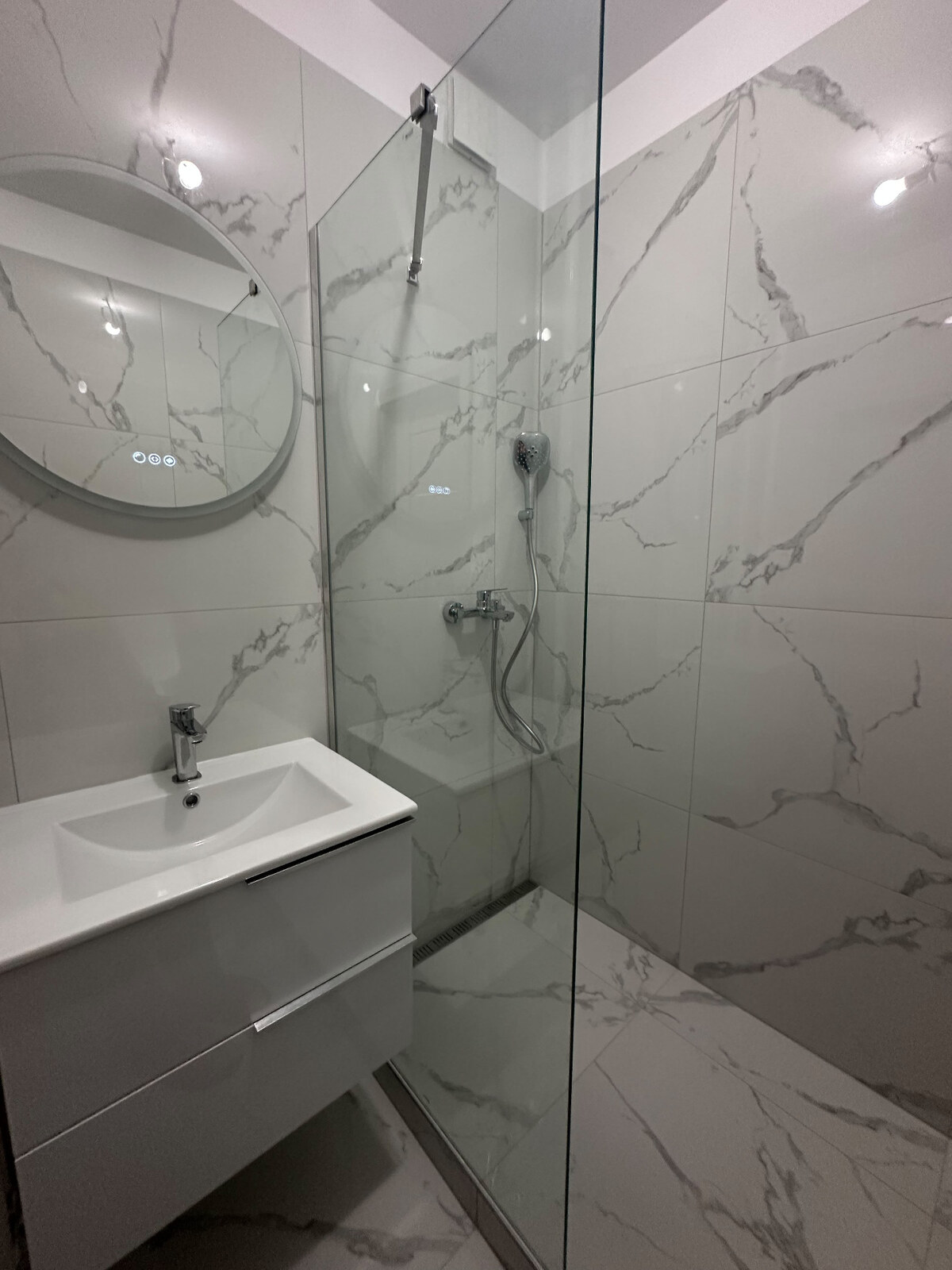 2-izb. byt, Galbavého, Dúbravka, kompletná rekonštrukcia — foto 7