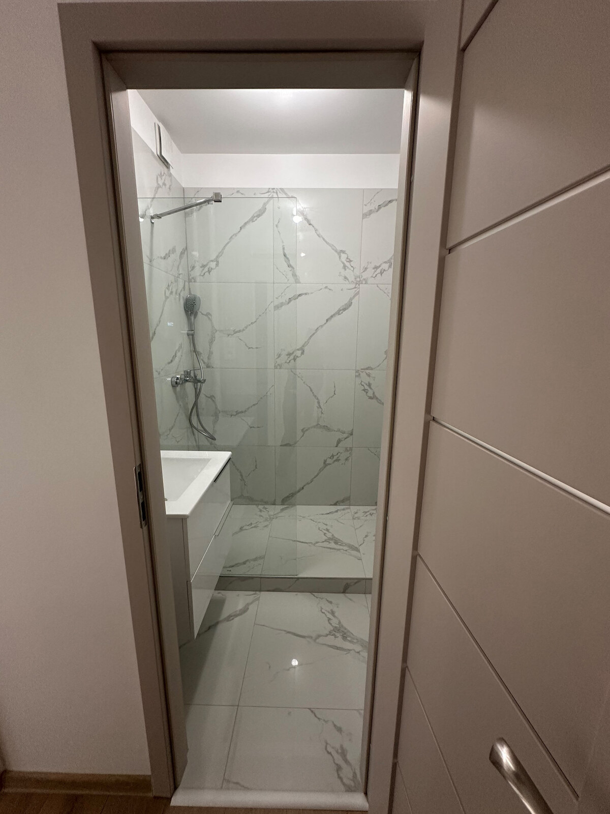 2-izb. byt, Galbavého, Dúbravka, kompletná rekonštrukcia — foto 8