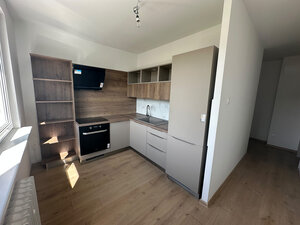 2-izb. byt, Galbavého, Dúbravka, kompletná rekonštrukcia — foto 2