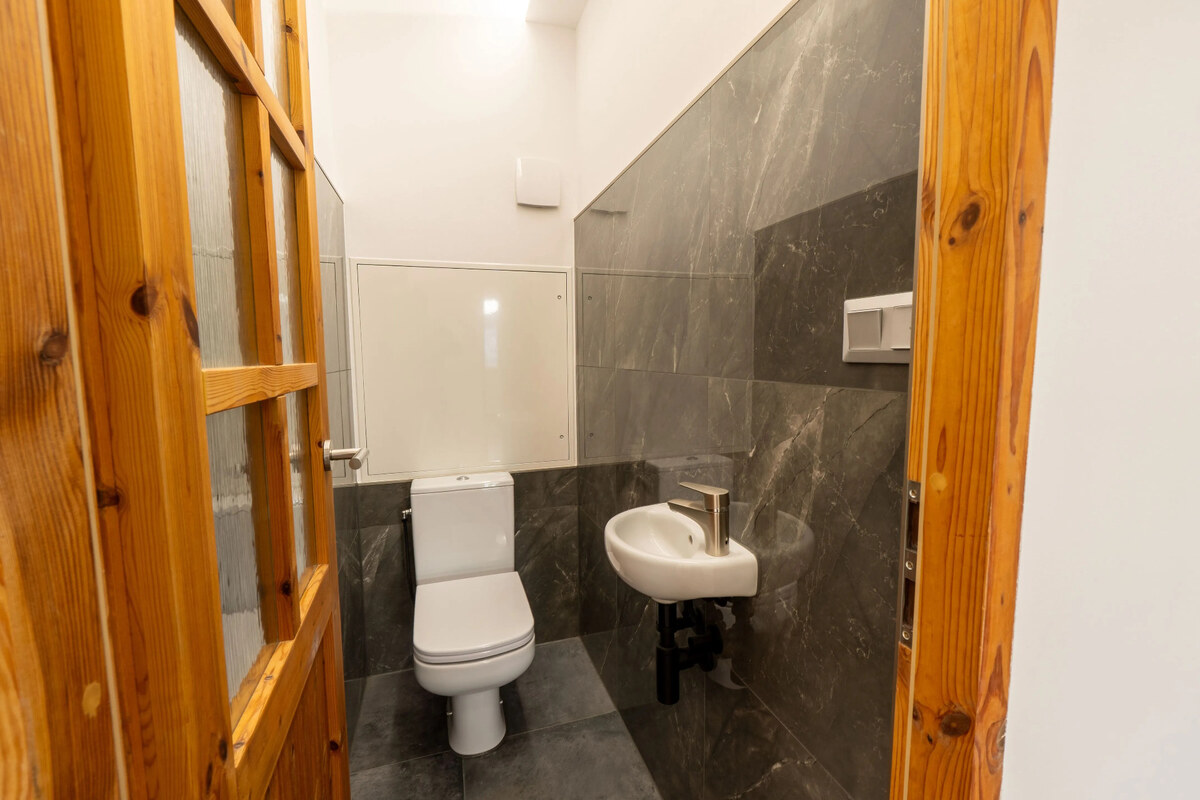 3-izb. byt, Nobelova ul., Nové Mesto, balkón, 5.p./7 — foto 14