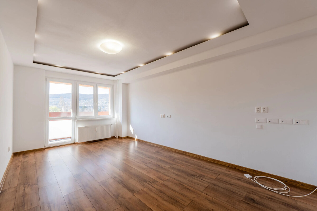 3-izb. byt, Nobelova ul., Nové Mesto, balkón, 5.p./7 — foto 8