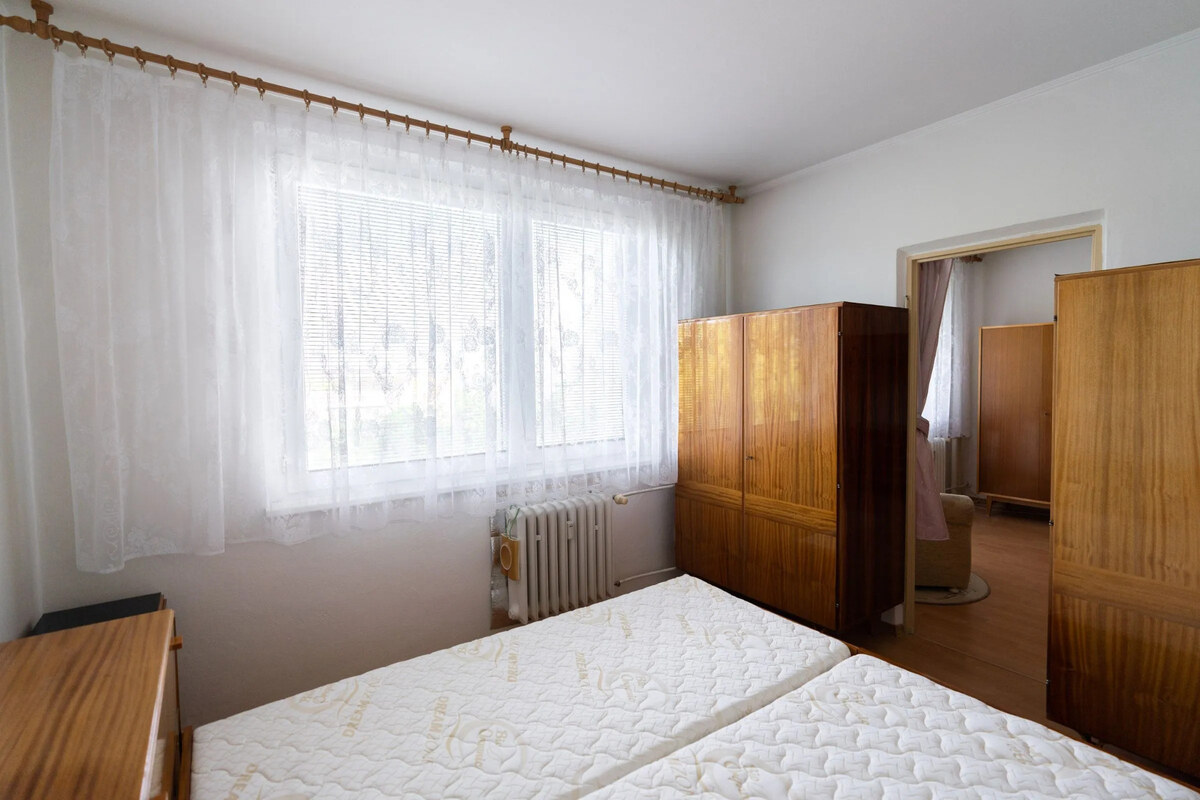 3-izb. byt, Sadmelijská ul., Rača, tiché prostredie, veľká lodžia — foto 11
