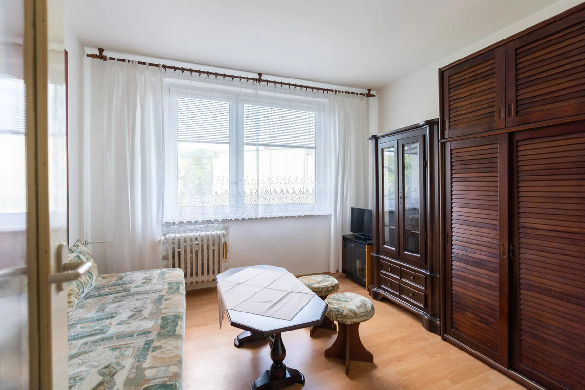 3-izb. byt, Sadmelijská ul., Rača, tiché prostredie, veľká lodžia — foto 3