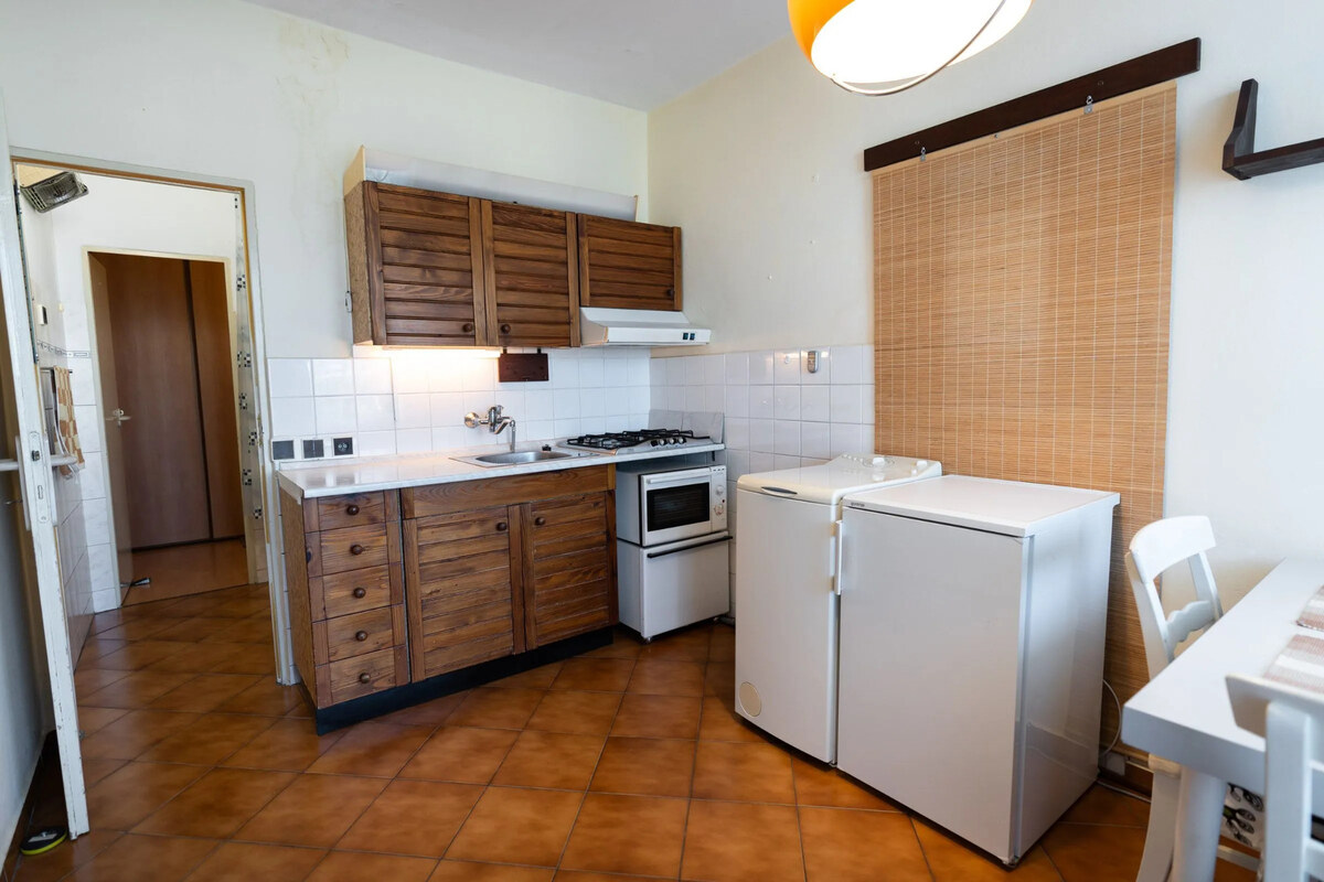 3-izb. byt, Sadmelijská ul., Rača, tiché prostredie, veľká lodžia — foto 5