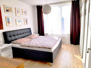 3-izb. byt v projekte Slnečnice, 7 p/7, balkón — foto 1