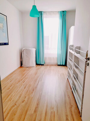 3-izb. byt v projekte Slnečnice, 7 p/7, balkón — foto 6