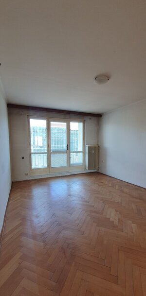 3-izb. byt, Trnavská cesta, Ružinov, lodžia, 4p./7 — foto 2